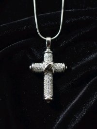 Kreuzanhänger 585 Gold mit 0,66 ct Diamant - Bild 8