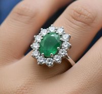 Ring 750 Gold mit Smaragd 1,5 ct und Diamant 0,8 ct - Bild 2