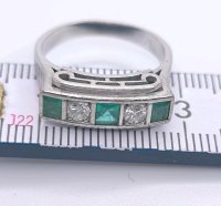 Ring 585 Gelbgold Smaragd 0,4 ct Diamant 0,2 ct - Bild 5