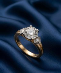 Verlobungsring 750 Gold mit 0,74 ct Diamant - Bild 2