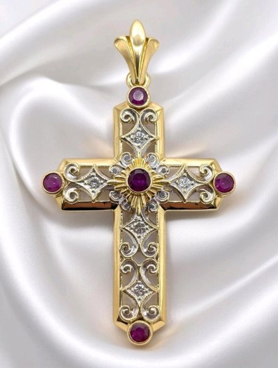 Kreuzanhänger 750 Gold mit Diamant & Rubin
