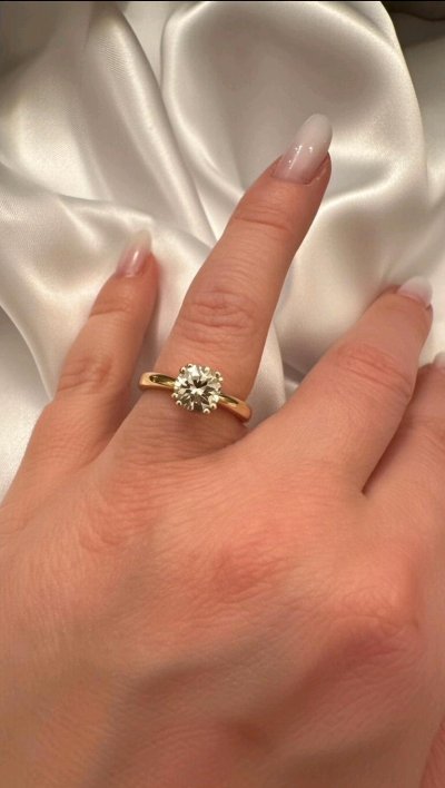 Ring 585 Gold mit 1,24 ct Diamant, Größe 56