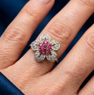 Antiker Goldring 585 mit Diamant & Rubin